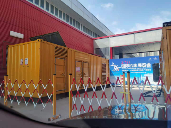 揭西发电车出租-发电机无电压或电压太低怎么办？